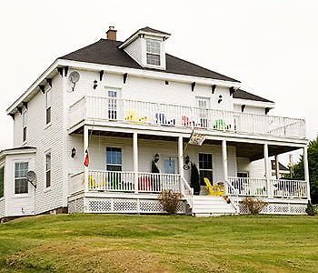 Dolan'S Inn & Suites Pictou Exterior photo