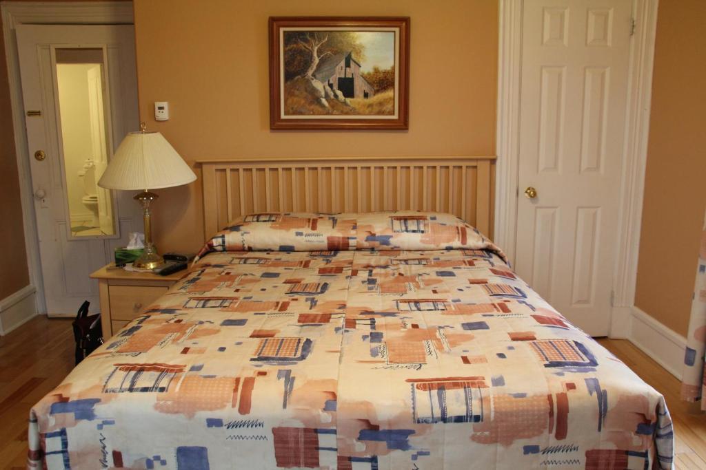 Dolan'S Inn & Suites Pictou Room photo